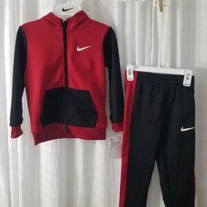 Nike Boys Red Black 86K280-K5F Tracksuit 2 Piece Brand New with Tags